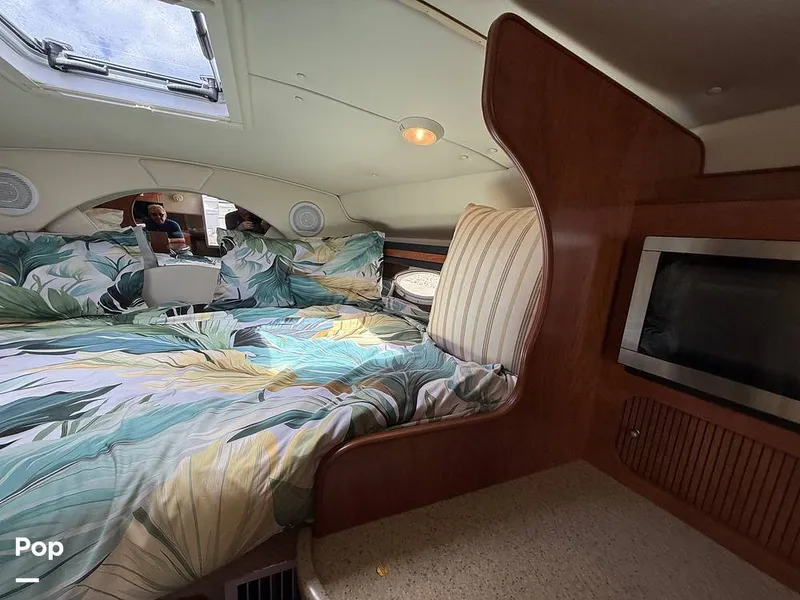 Slide: The Image of Rinker 320 Express Cruiser 2006 - 16473306