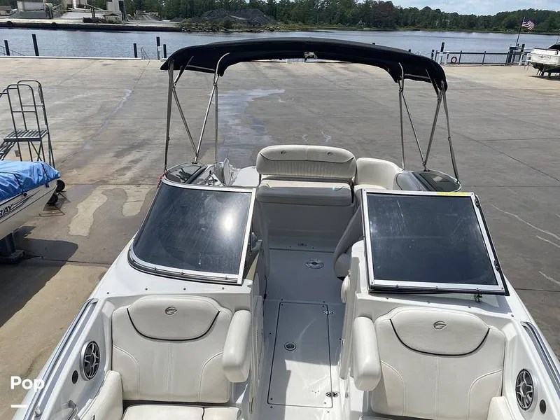 Slide: The Image of Crownline Boats 220 EX 2007 - 16467965