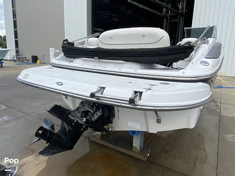 Slide: The Image of Crownline Boats 220 EX 2007 - 16468057