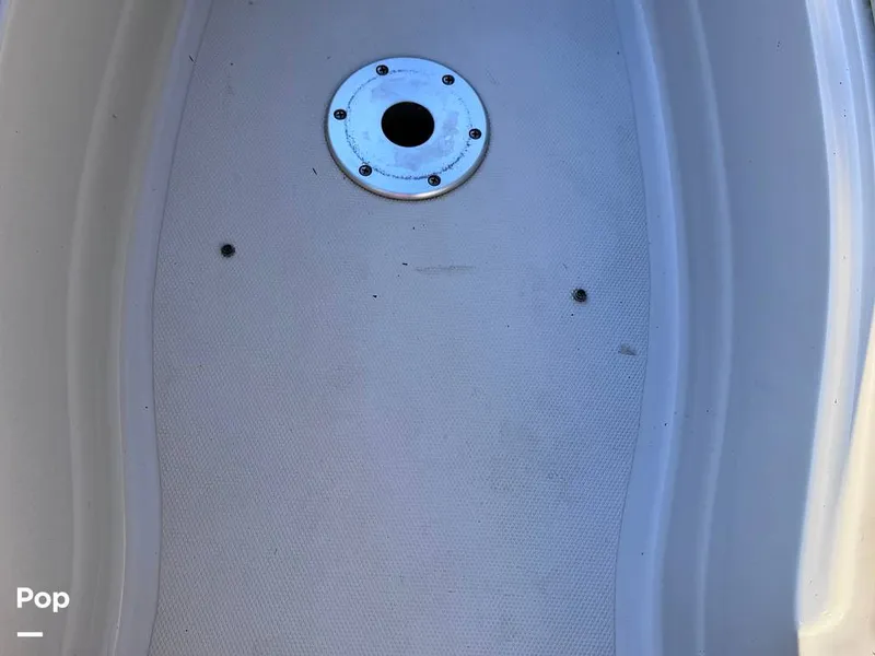 Slide: The Image of Crownline Boats 220 EX 2007 - 16508139