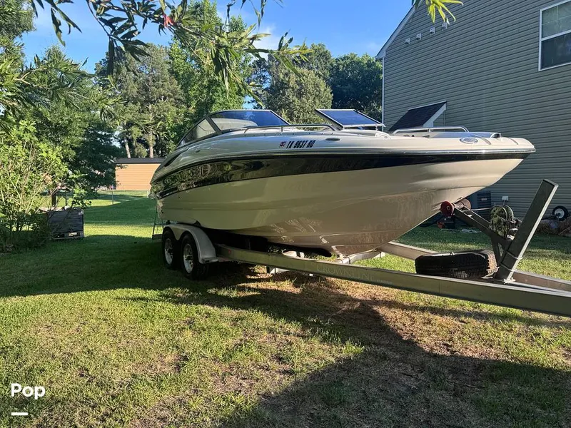 Slide: The Image of Crownline Boats 220 EX 2007 - 16508084