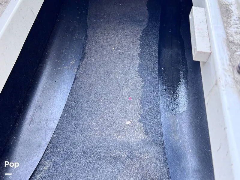 Slide: The Image of Crownline Boats 220 EX 2007 - 16508119