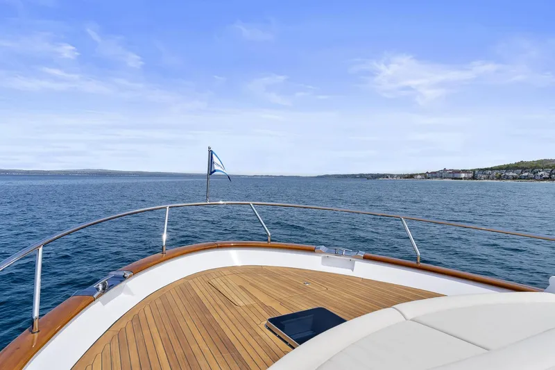 Slide: The Image of Burger 48 CRUISER 2019 - 47