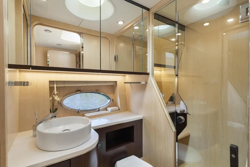 Slide: The Image of Burger 48 CRUISER 2019 - 90