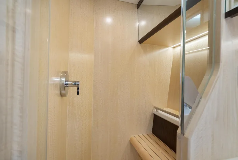 Slide: The Image of Burger 48 CRUISER 2019 - 92