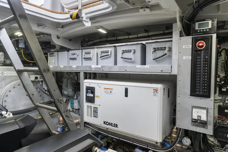 Slide: The Image of Burger 48 CRUISER 2019 - 94