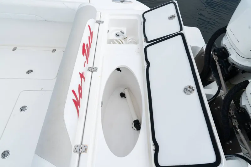 Slide: The Image of Nor-tech 390 Sport 2013 - 22