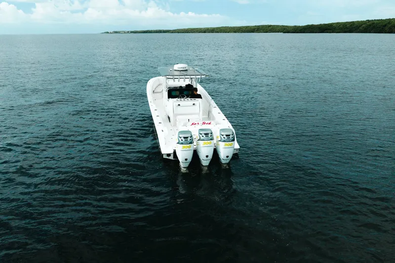 Slide: The Image of Nor-tech 390 Sport 2013 - 4