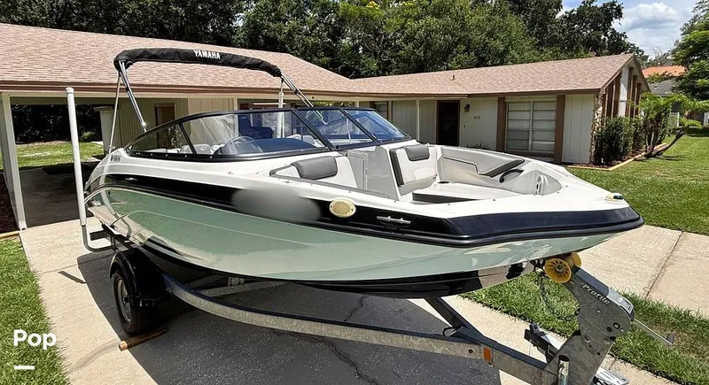 Slide: The Image of Yamaha SX190 2019 - 16472396