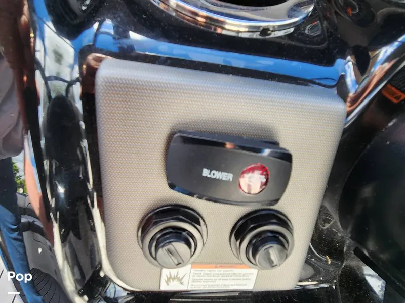 Slide: The Image of Yamaha 212 limited 2017 - 16458556