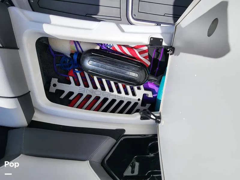 Slide: The Image of Yamaha 212 limited 2017 - 16458568