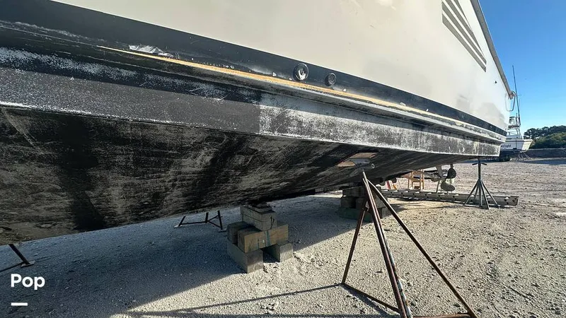 Slide: The Image of Viking 38 Convertible 1990 - 16841905