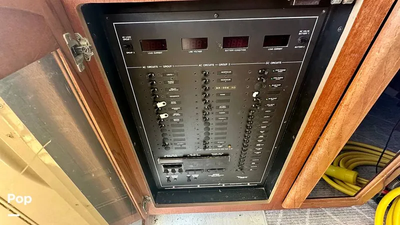 Slide: The Image of Viking 38 Convertible 1990 - 16465140