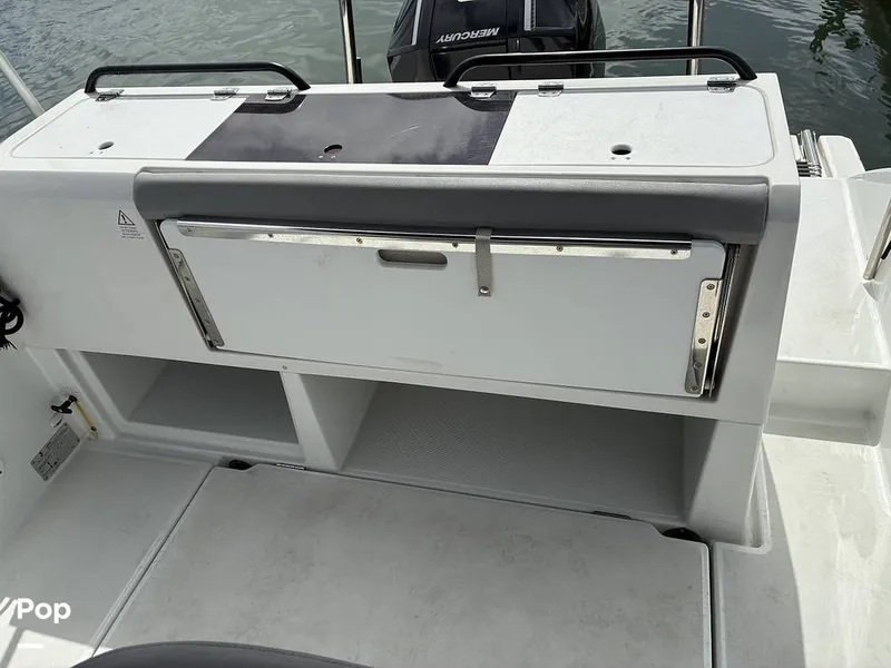 Slide: The Image of Beneteau Flyer 7 Spacedeck 2023 - 16476583