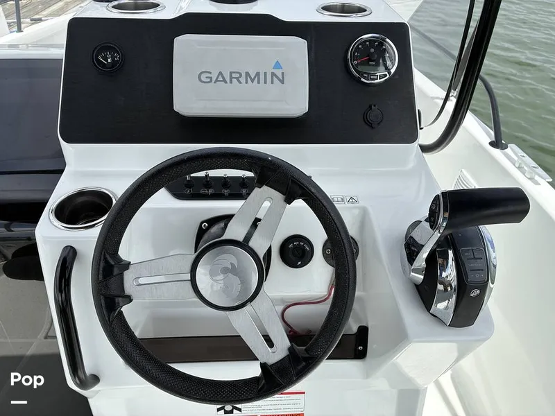 Slide: The Image of Beneteau Flyer 7 Spacedeck 2023 - 16476595