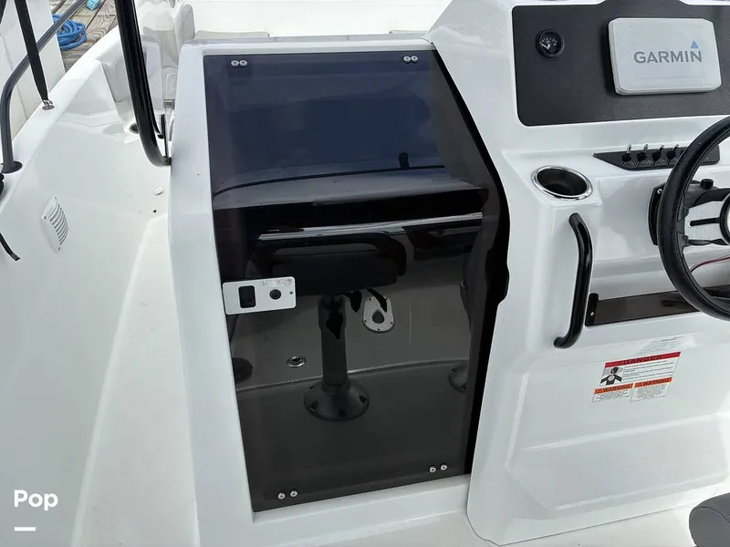 Slide: The Image of Beneteau Flyer 7 Spacedeck 2023 - 16476612