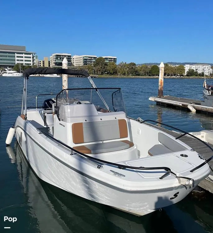 Slide: The Image of Beneteau Flyer 7 Spacedeck 2023 - 16453271