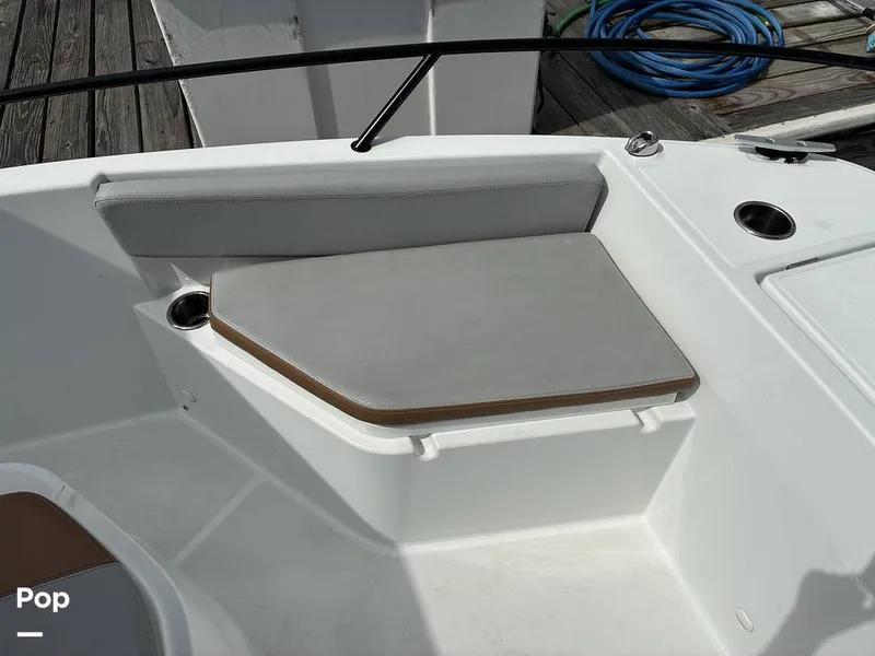 Slide: The Image of Beneteau Flyer 7 Spacedeck 2023 - 16476629