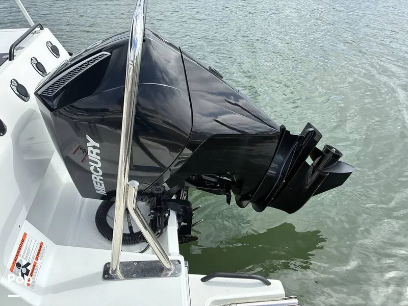Slide: The Image of Beneteau Flyer 7 Spacedeck 2023 - 16476640