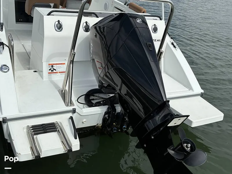 Slide: The Image of Beneteau Flyer 7 Spacedeck 2023 - 16476642