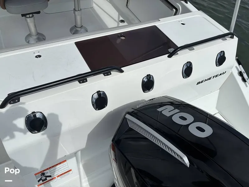 Slide: The Image of Beneteau Flyer 7 Spacedeck 2023 - 16476645