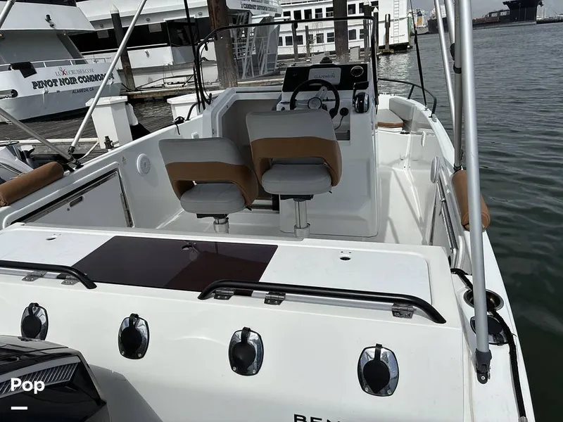 Slide: The Image of Beneteau Flyer 7 Spacedeck 2023 - 16476580