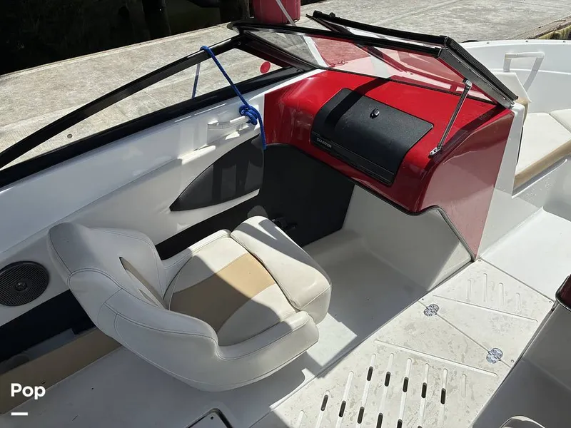 Slide: The Image of Glastron GT 180 2020 - 16452146