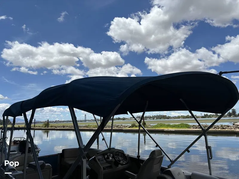 Slide: The Image of Avalon 2285 LSZ Entertainer 2023 - 16452834