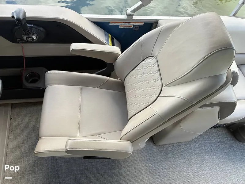 Slide: The Image of Avalon 2285 LSZ Entertainer 2023 - 16452844