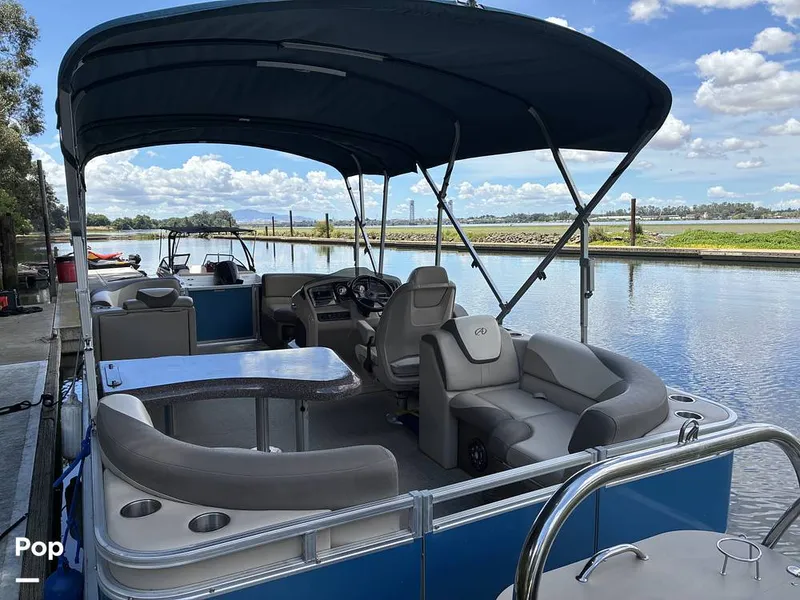 Slide: The Image of Avalon 2285 LSZ Entertainer 2023 - 16452820