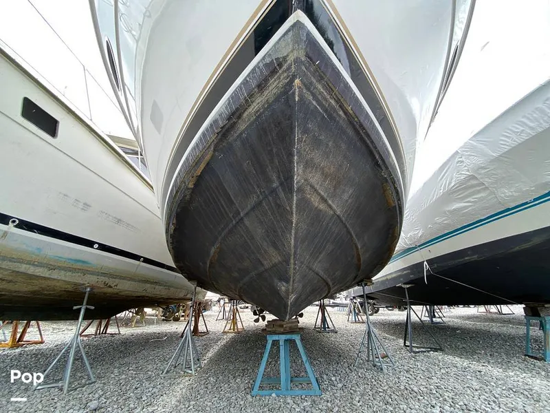 Slide: The Image of Carver Yachts 356MY 2003 - 16479506