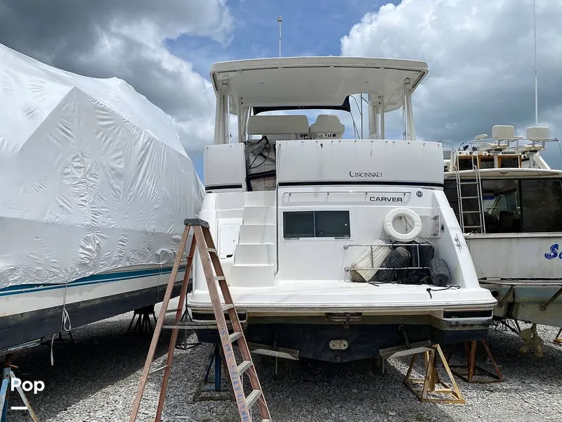 Slide: The Image of Carver Yachts 356MY 2003 - 16479602