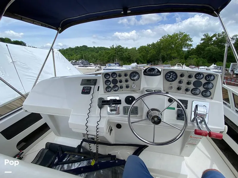 Slide: The Image of Carver Yachts 356MY 2003 - 16479511