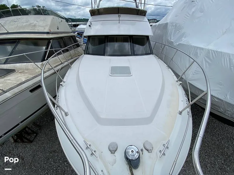 Slide: The Image of Carver Yachts 356MY 2003 - 16479517
