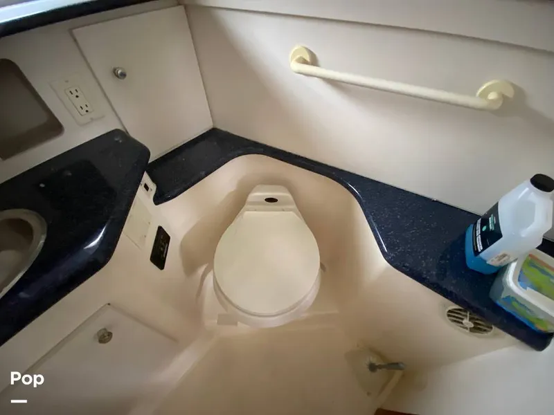 Slide: The Image of Carver Yachts 356MY 2003 - 16479560