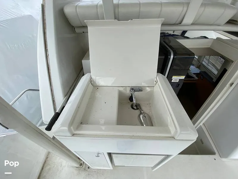 Slide: The Image of Carver Yachts 356MY 2003 - 16479571