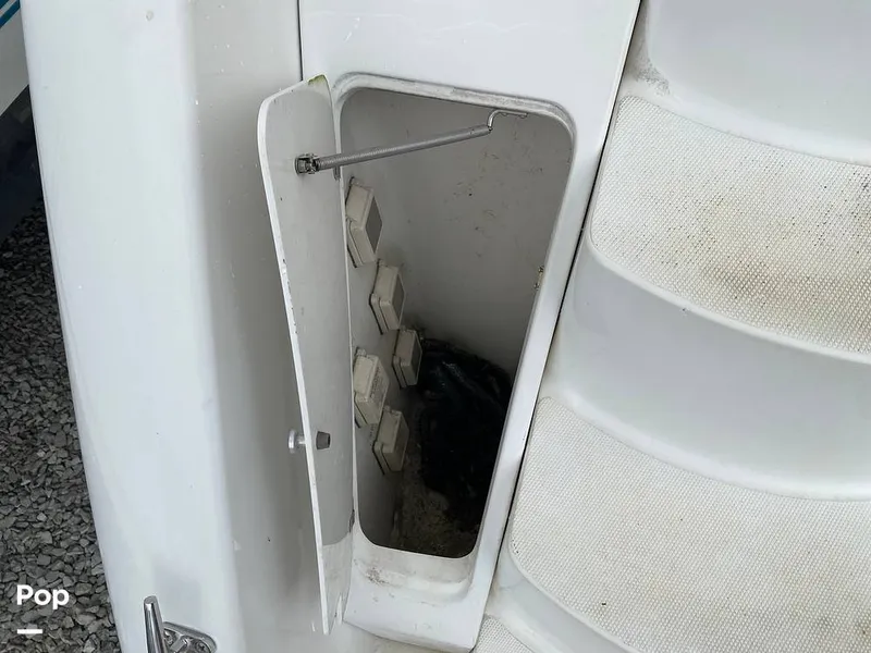 Slide: The Image of Carver Yachts 356MY 2003 - 16479586