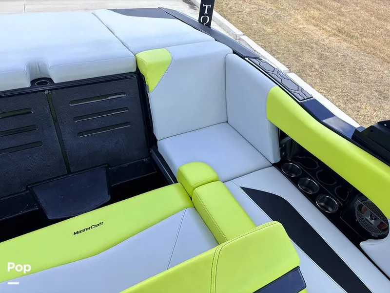 Slide: The Image of Mastercraft NXT 20 2021 - 16559623