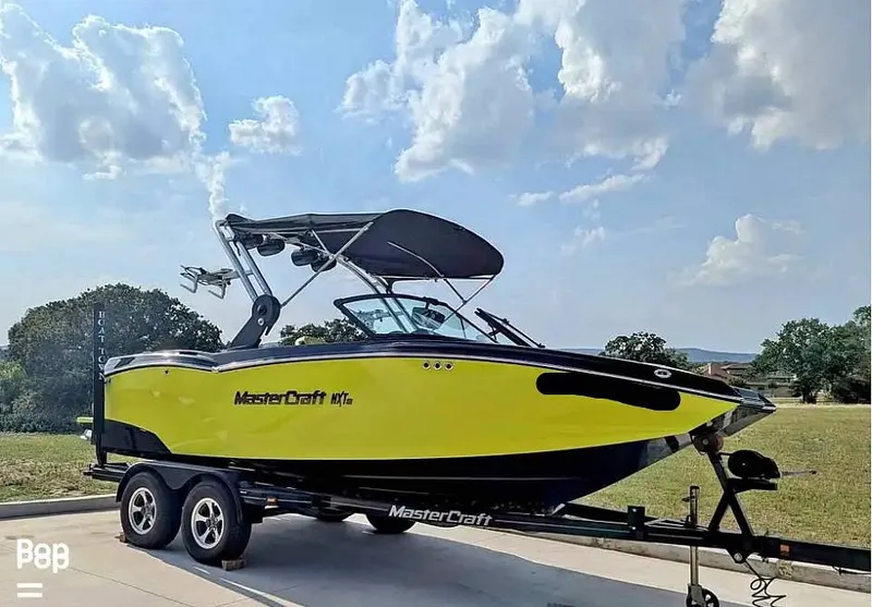 Slide: The Image of Mastercraft NXT 20 2021 - 16571794