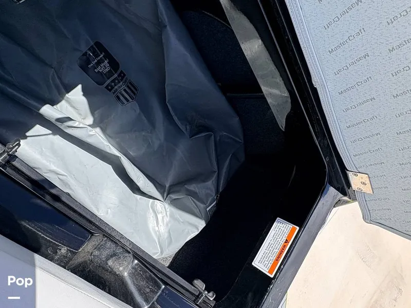 Slide: The Image of Mastercraft NXT 20 2021 - 16559608