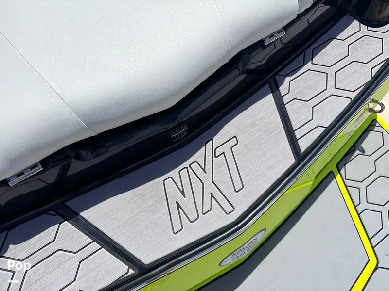 Slide: The Image of Mastercraft NXT 20 2021 - 16559655
