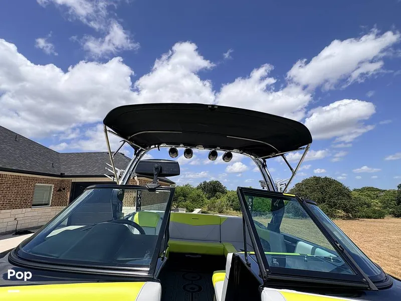Slide: The Image of Mastercraft NXT 20 2021 - 16559635