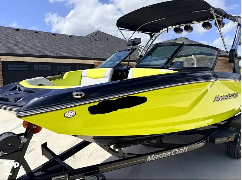 Slide: The Image of Mastercraft NXT 20 2021 - 16571779