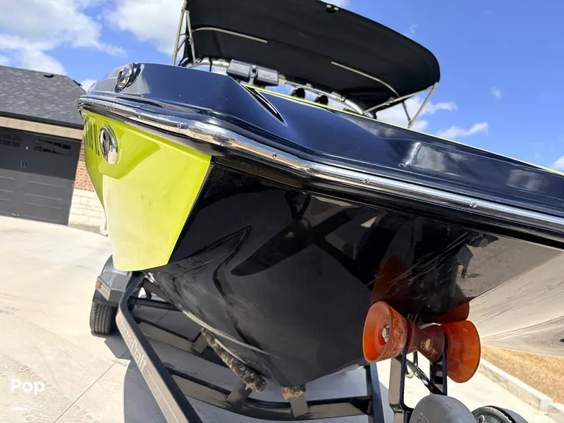 Slide: The Image of Mastercraft NXT 20 2021 - 16559721