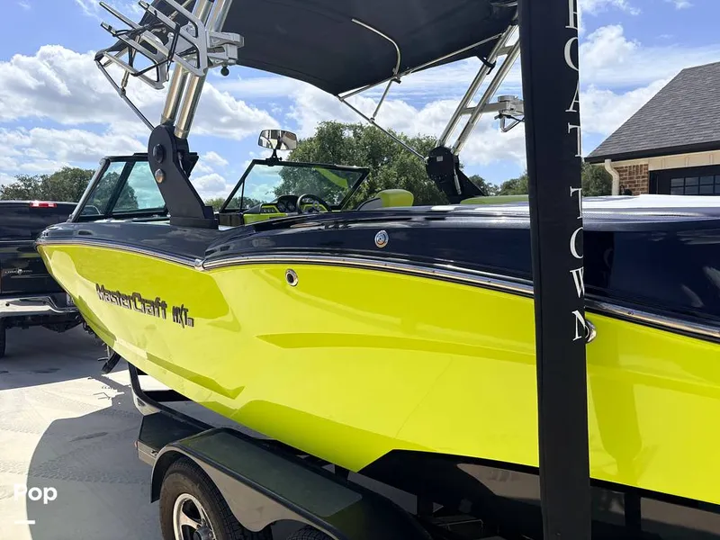 Slide: The Image of Mastercraft NXT 20 2021 - 16559712