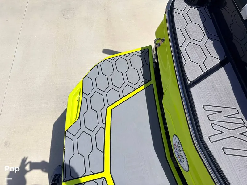 Slide: The Image of Mastercraft NXT 20 2021 - 16559653