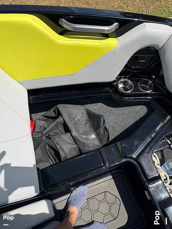 Slide: The Image of Mastercraft NXT 20 2021 - 16571786