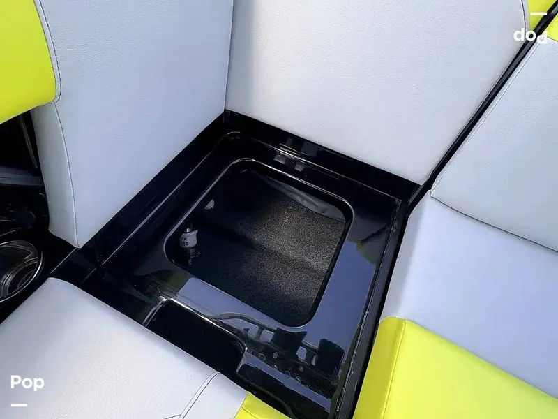 Slide: The Image of Mastercraft NXT 20 2021 - 16571789