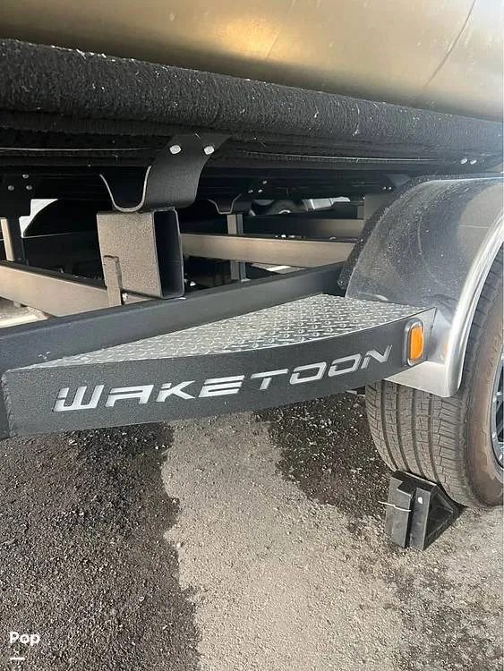 Slide: The Image of Avalon waketoon 2385 2023 - 16542429