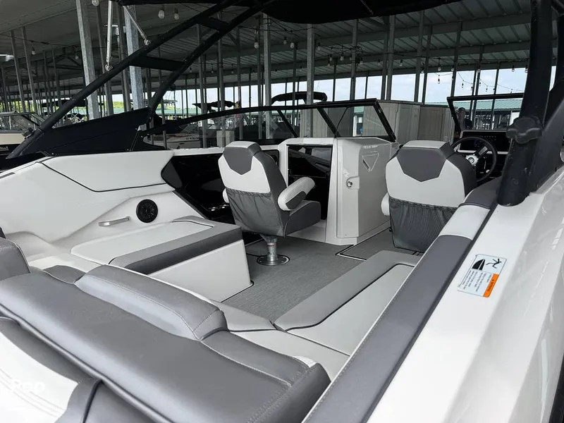 Slide: The Image of Yamaha AR250 2025 - 16468489